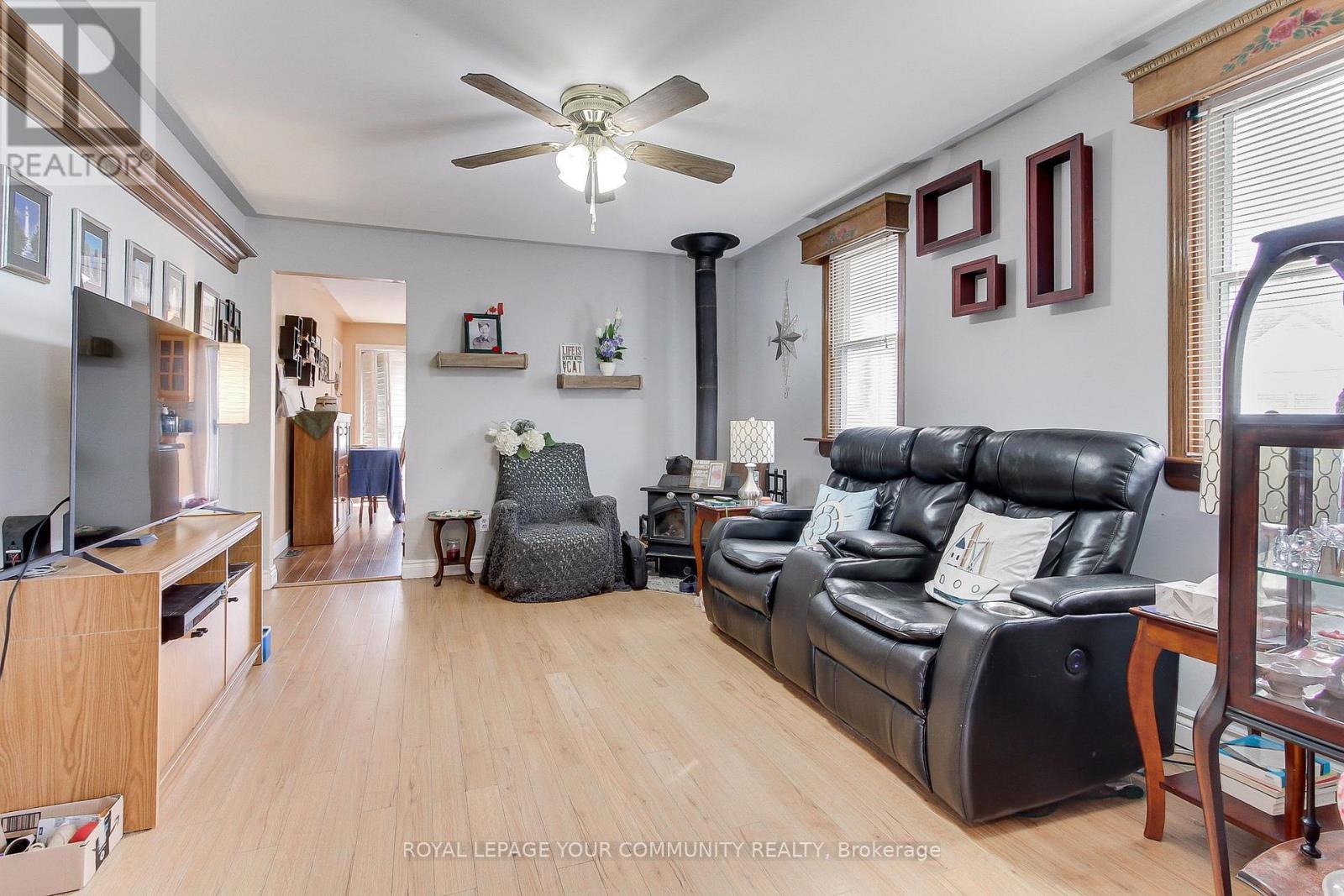 145 Wesley Street, Newmarket, Ontario  L3Y 3N9 - Photo 11 - N12048359