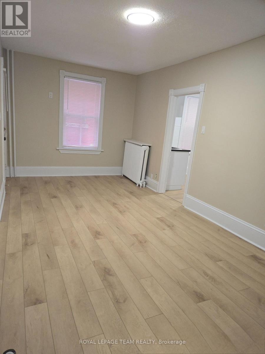 1 - 158 St Andrew Street, Ottawa, Ontario  K1N 5G4 - Photo 9 - X12048386