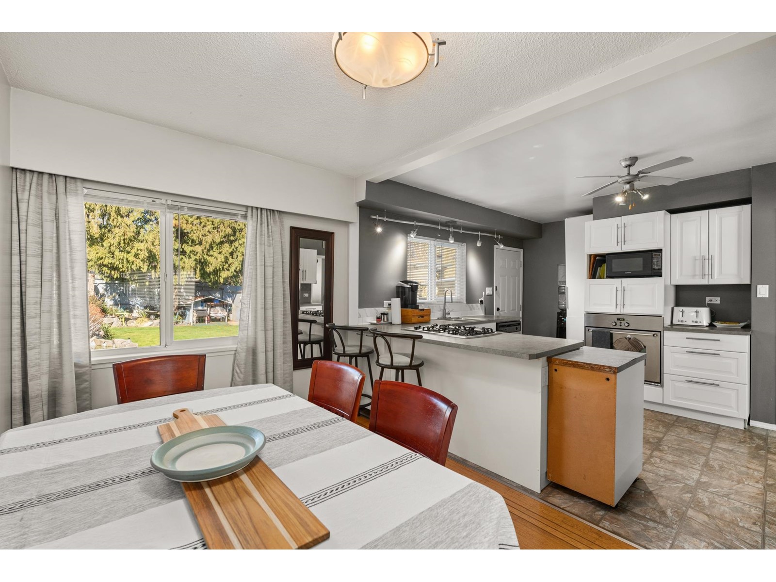 12905 104 Avenue, Surrey, British Columbia  V3T 1T6 - Photo 16 - R2975353