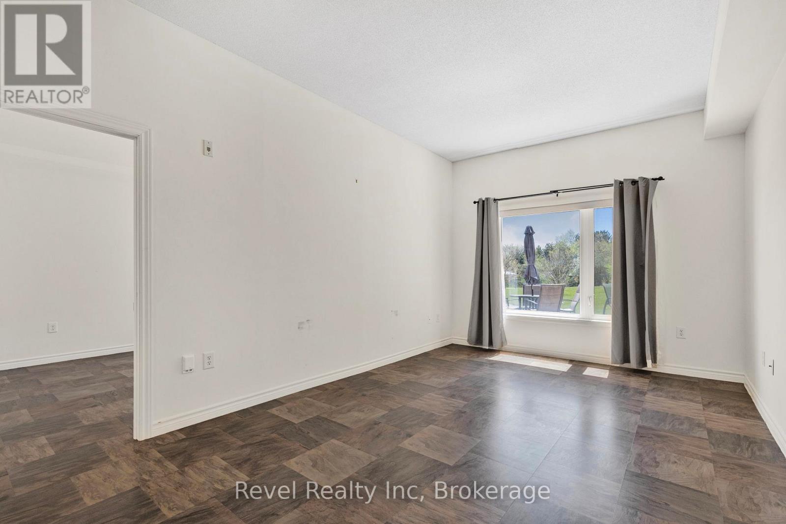 105 - 333 Lafontaine Road W, Tiny, Ontario  L9M 0H1 - Photo 14 - S12048437