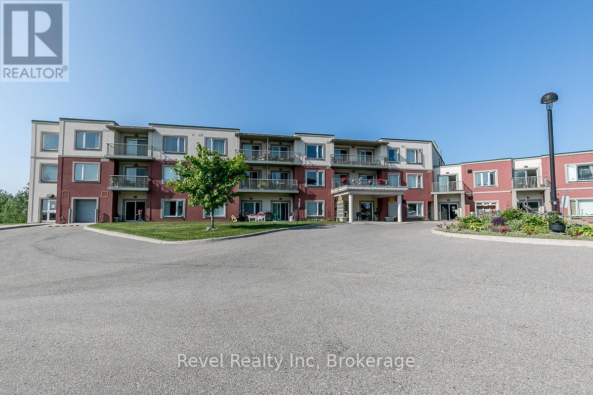 Property at 105 - 333 LAFONTAINE ROAD W image 2