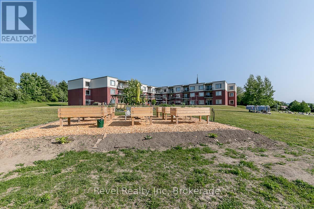 105 - 333 Lafontaine Road W, Tiny, Ontario  L9M 0H1 - Photo 22 - S12048437