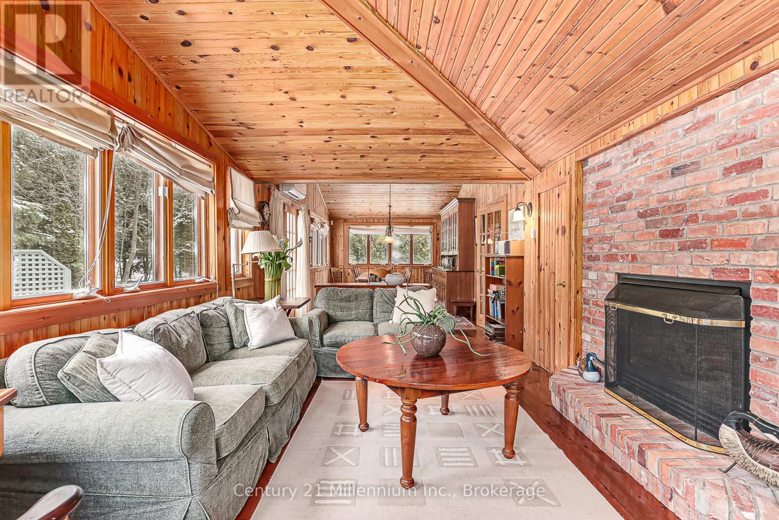 150 St Moritz Crescent, Blue Mountains, Ontario  L9Y 0S6 - Photo 13 - X12048468