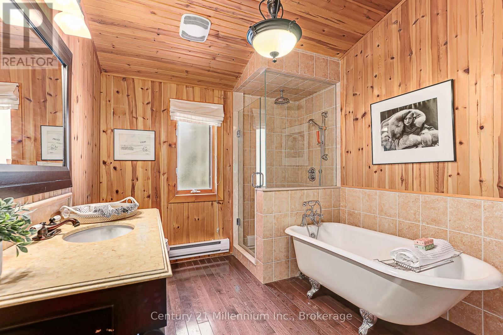150 St Moritz Crescent, Blue Mountains, Ontario  L9Y 0S6 - Photo 24 - X12048468