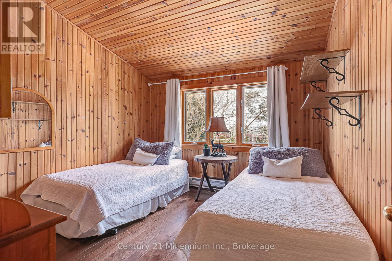 150 St Moritz Crescent, Blue Mountains, Ontario  L9Y 0S6 - Photo 28 - X12048468