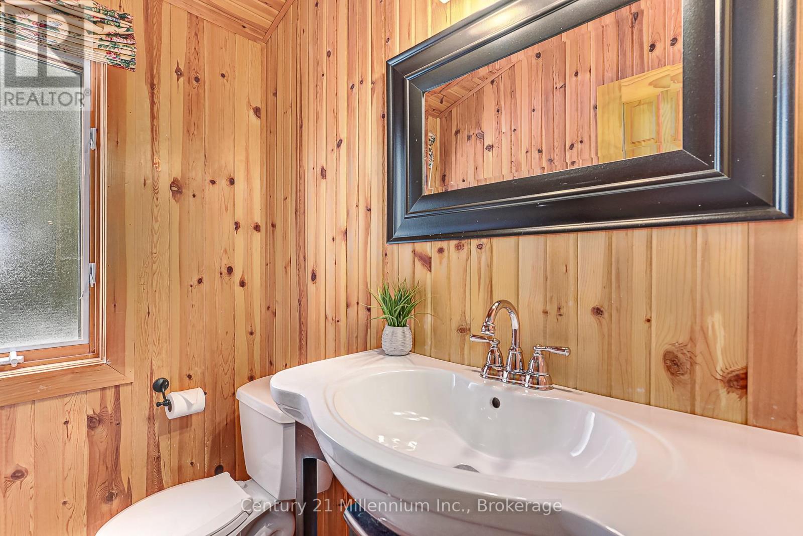 150 St Moritz Crescent, Blue Mountains, Ontario  L9Y 0S6 - Photo 29 - X12048468
