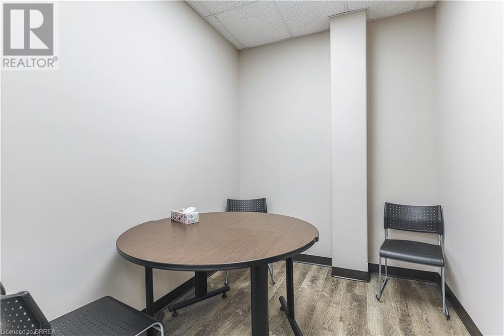 30 Brant Avenue Unit# B.3, Brantford, Ontario  N3T 3G6 - Photo 18 - 40696692