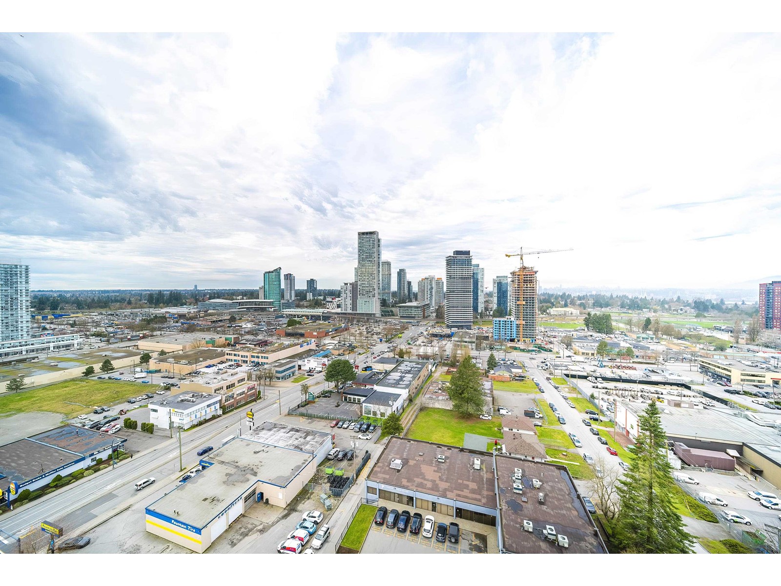 1705 10428 Whalley Boulevard, Surrey, British Columbia  V3T 1W6 - Photo 19 - R2983186