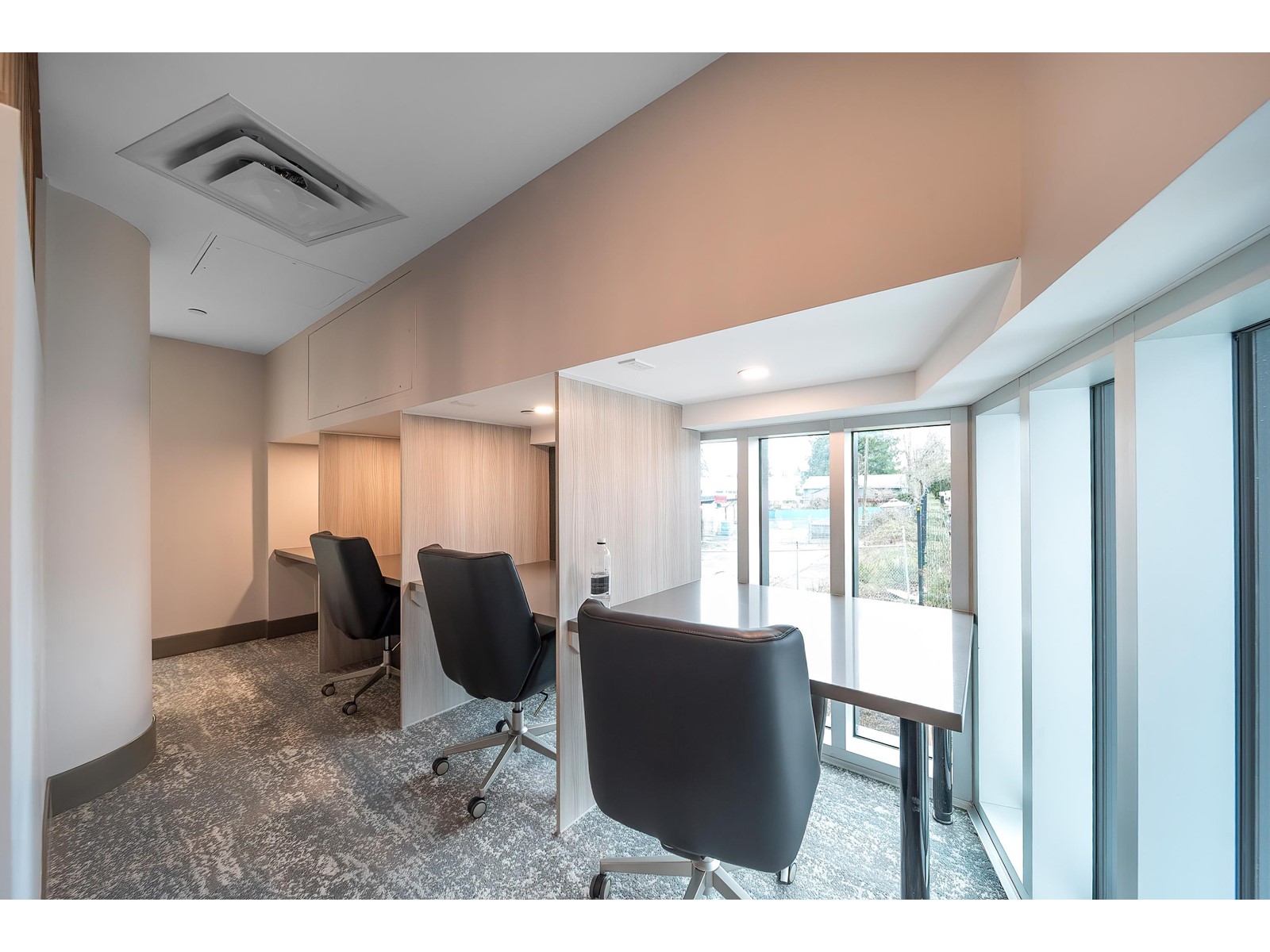 1705 10428 Whalley Boulevard, Surrey, British Columbia  V3T 1W6 - Photo 27 - R2983186