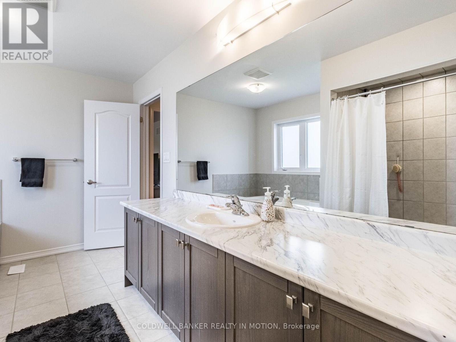 28 Esther Crescent W, Thorold, Ontario  L3B 5N5 - Photo 26 - X12048473
