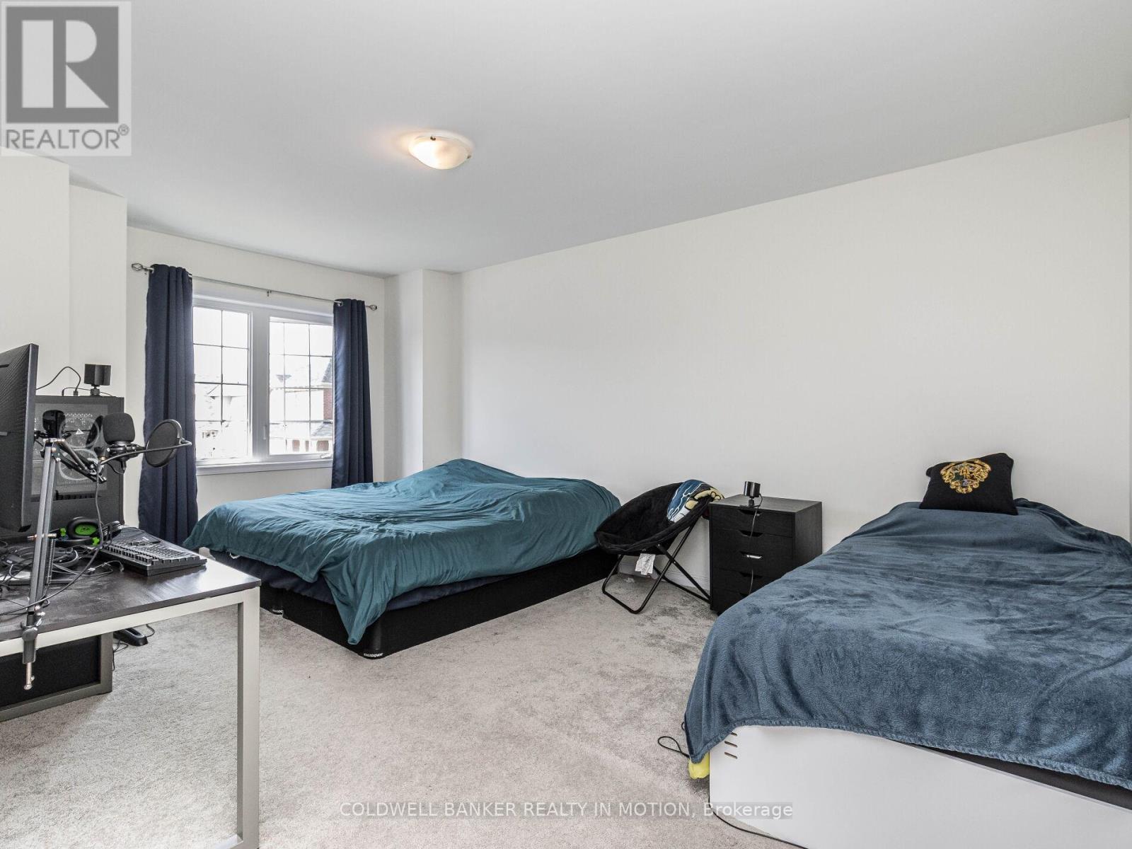 28 Esther Crescent W, Thorold, Ontario  L3B 5N5 - Photo 32 - X12048473