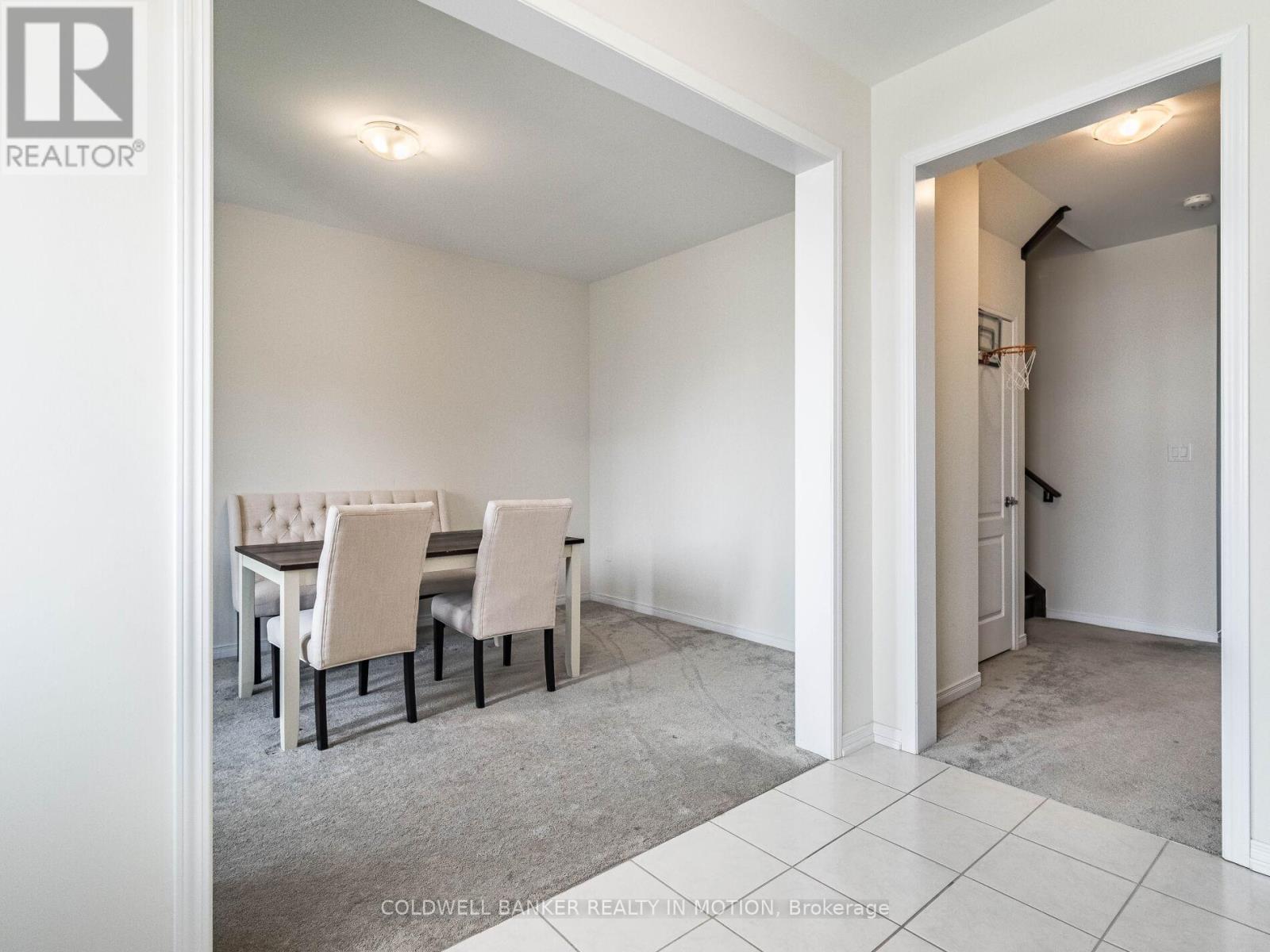 28 Esther Crescent W, Thorold, Ontario  L3B 5N5 - Photo 5 - X12048473