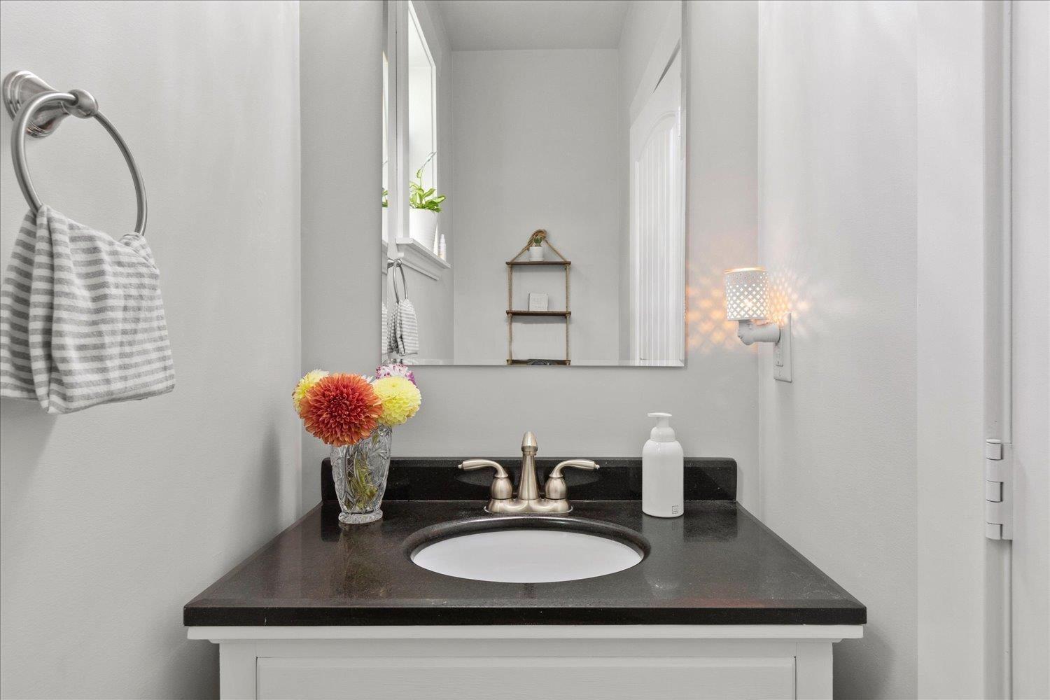 45425 Ariel Place, Vedder Mountain, Cultus Lake, British Columbia  V2R 0K7 - Photo 24 - R2983009