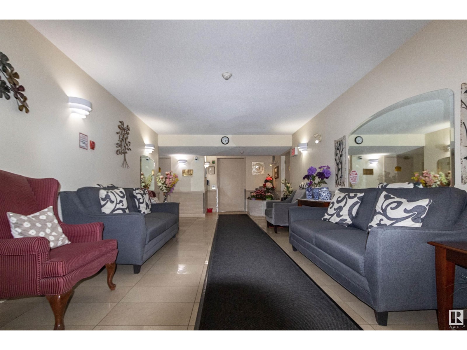 Property at #405 18020 95 AV NW NW image 4