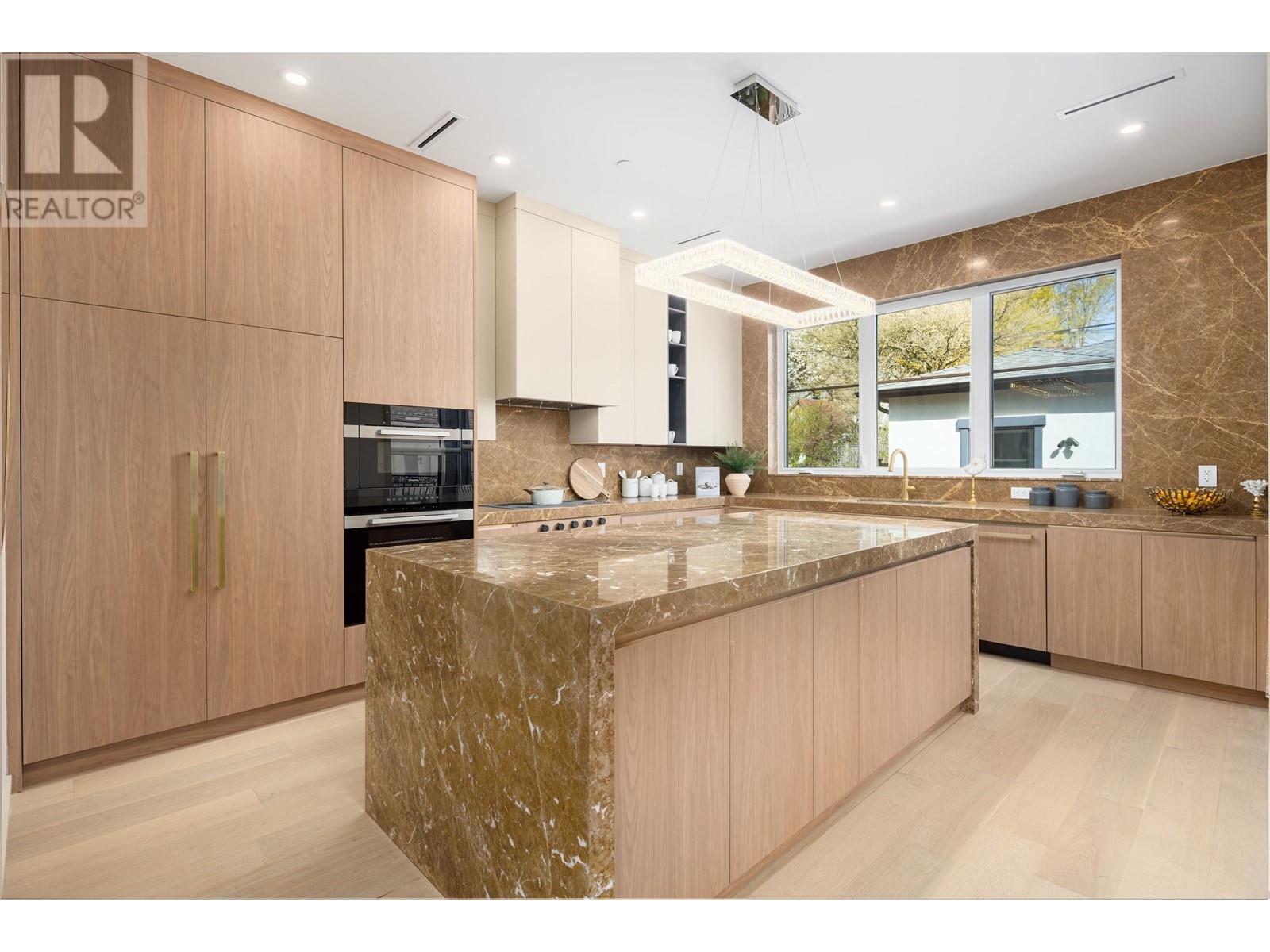 6664 Balsam Street, Vancouver, British Columbia  V6P 5W7 - Photo 5 - R2983192