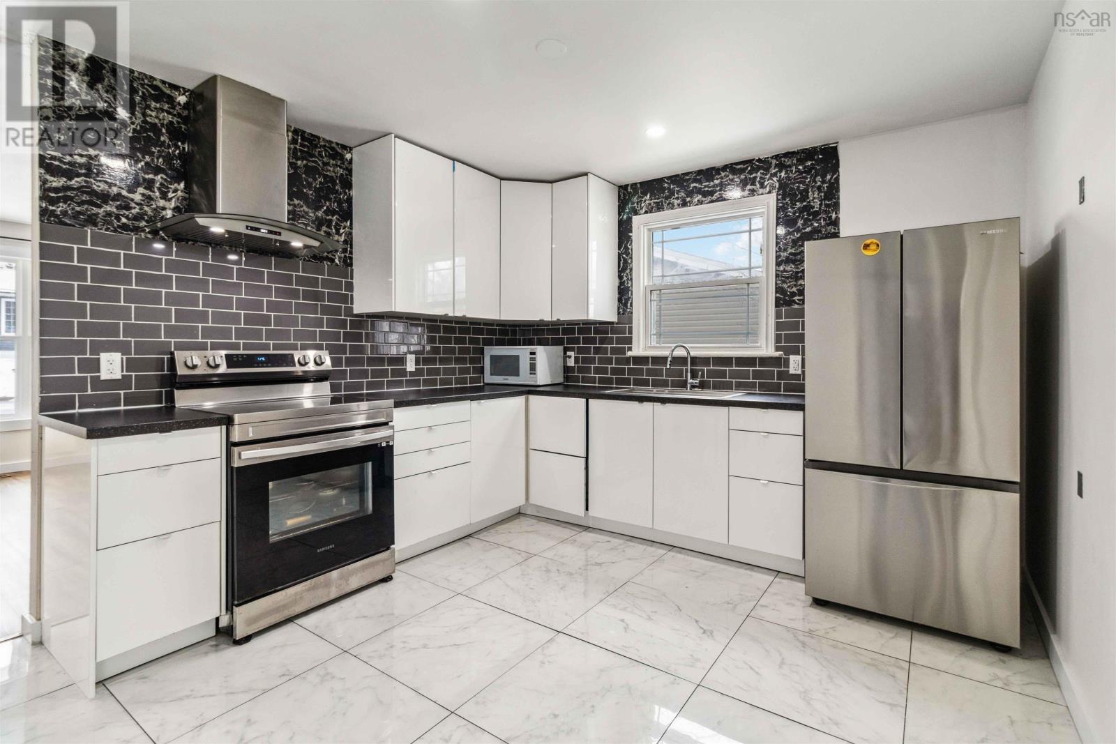 58 Phoenix Crescent, Lower Sackville, Nova Scotia  B4C 2B4 - Photo 10 - 202506168