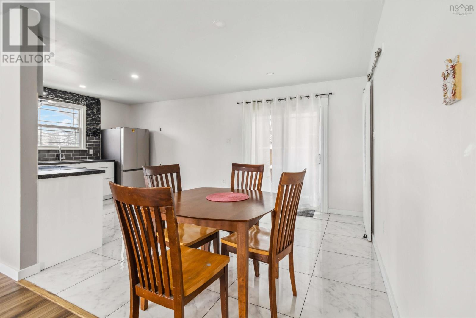 58 Phoenix Crescent, Lower Sackville, Nova Scotia  B4C 2B4 - Photo 13 - 202506168