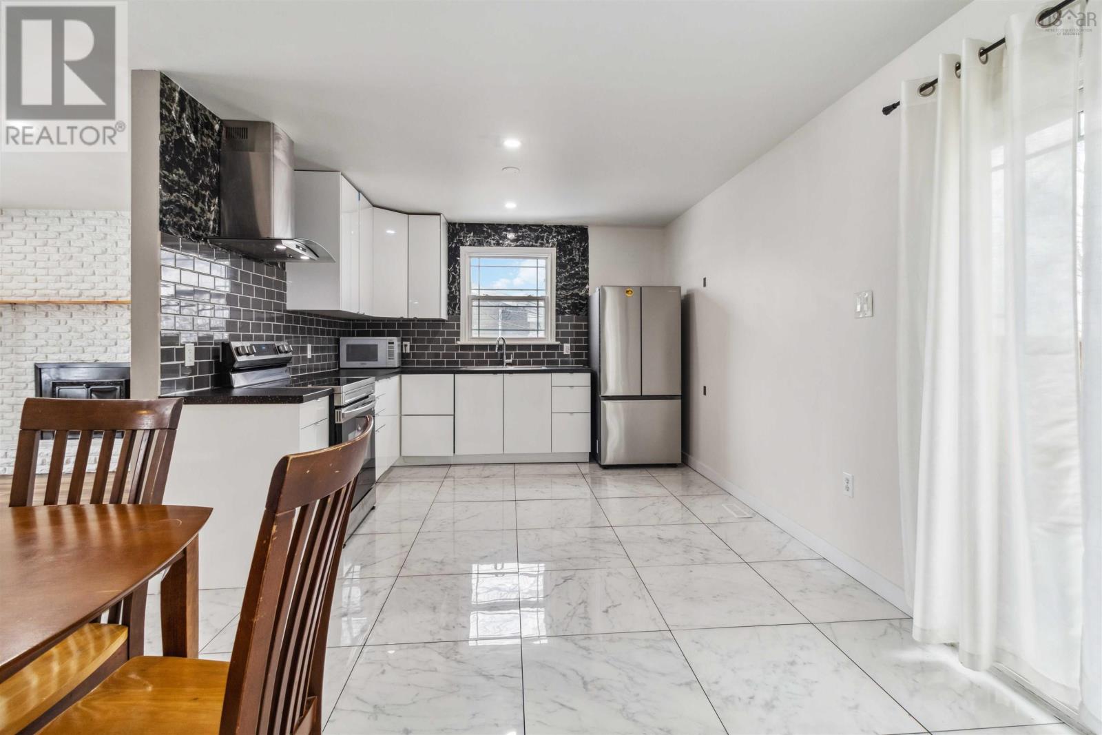 58 Phoenix Crescent, Lower Sackville, Nova Scotia  B4C 2B4 - Photo 16 - 202506168