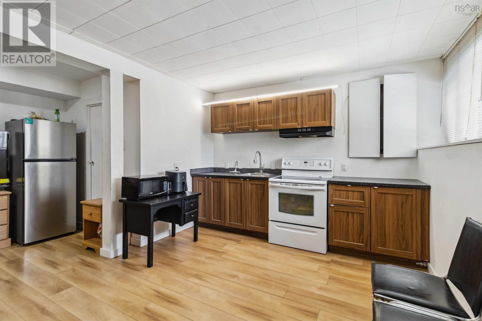 58 Phoenix Crescent, Lower Sackville, Nova Scotia  B4C 2B4 - Photo 32 - 202506168