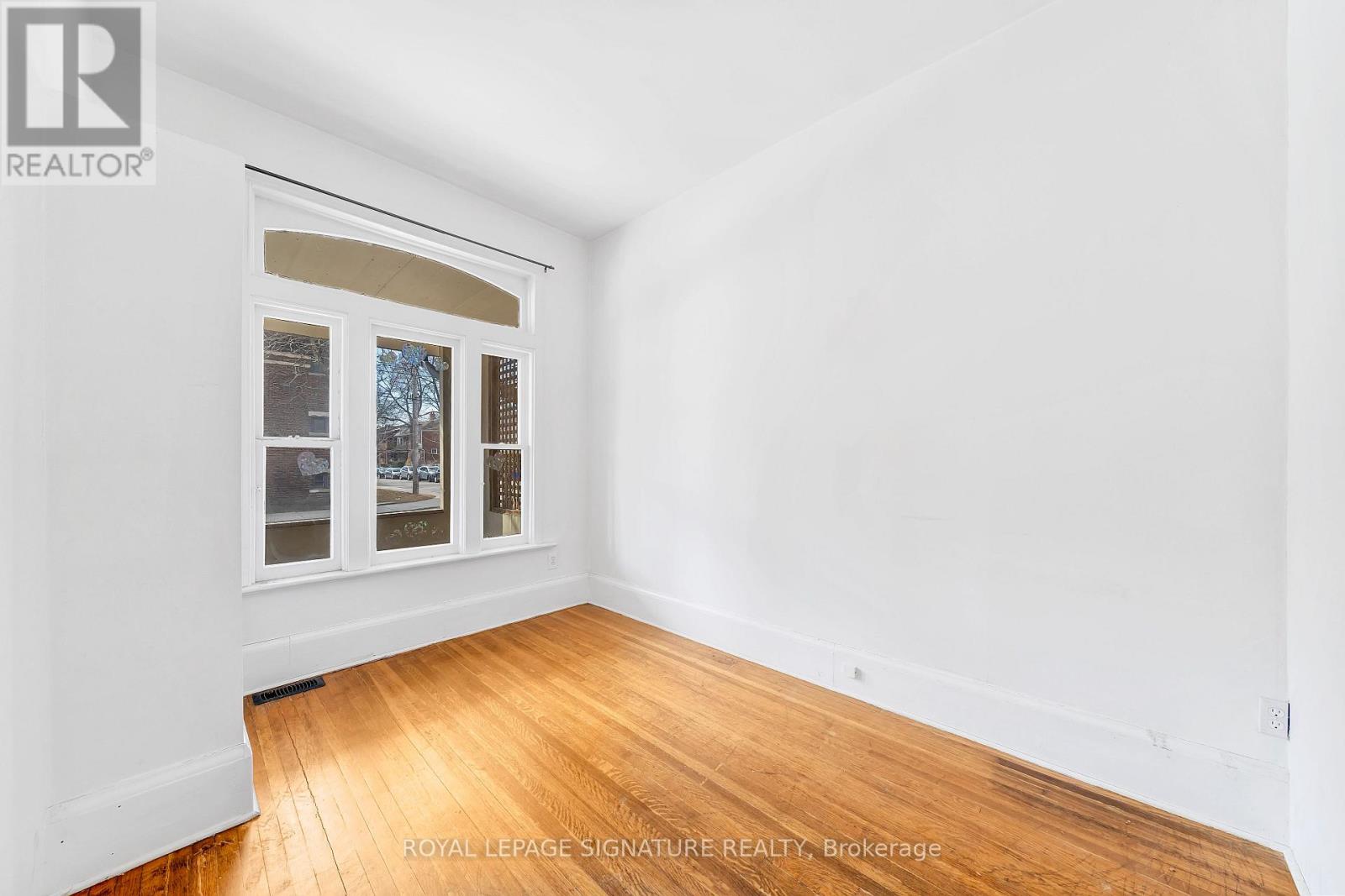 1059 Bathurst Street, Toronto, Ontario  M5R 3G8 - Photo 5 - C12048528