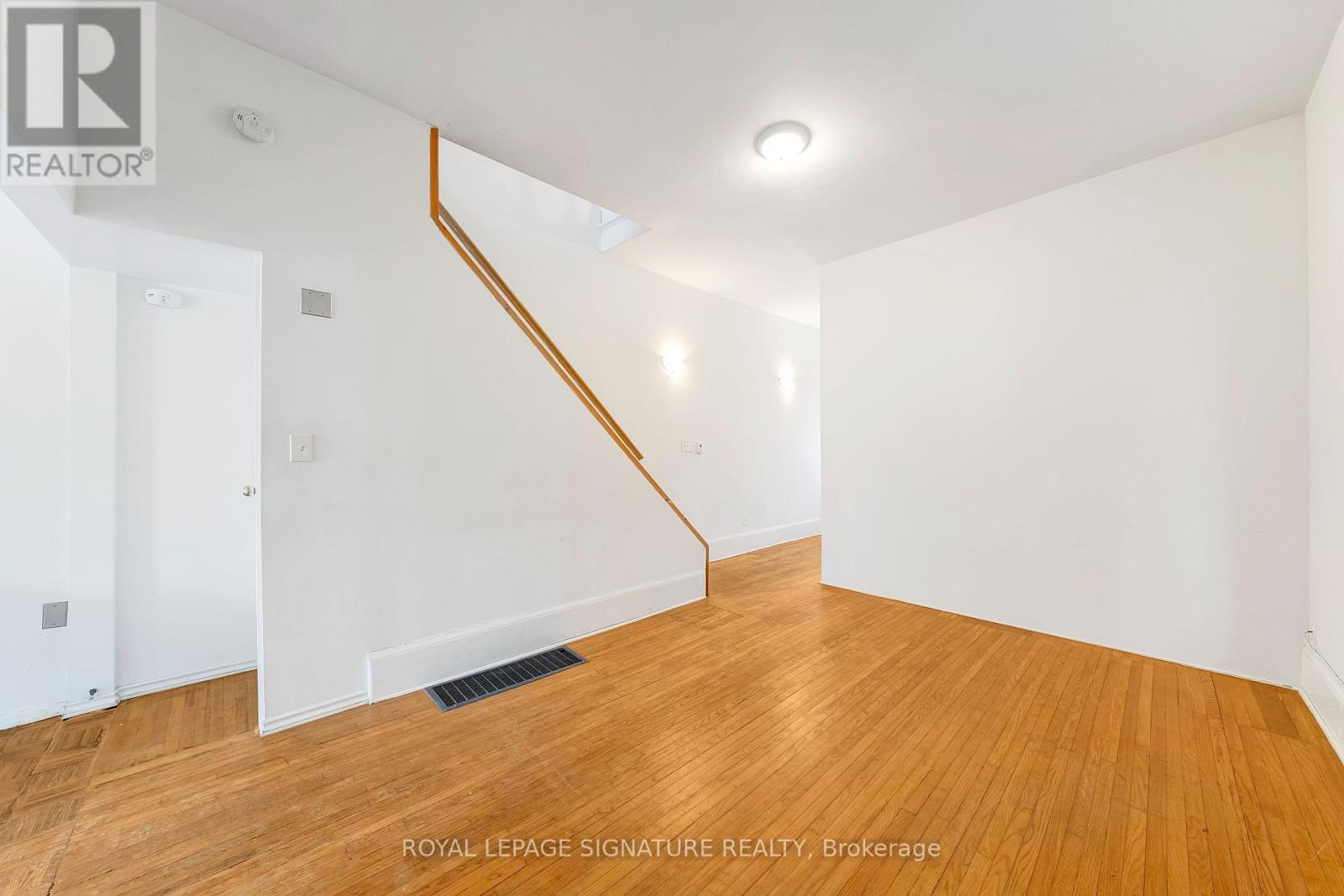 1059 Bathurst Street, Toronto, Ontario  M5R 3G8 - Photo 8 - C12048528