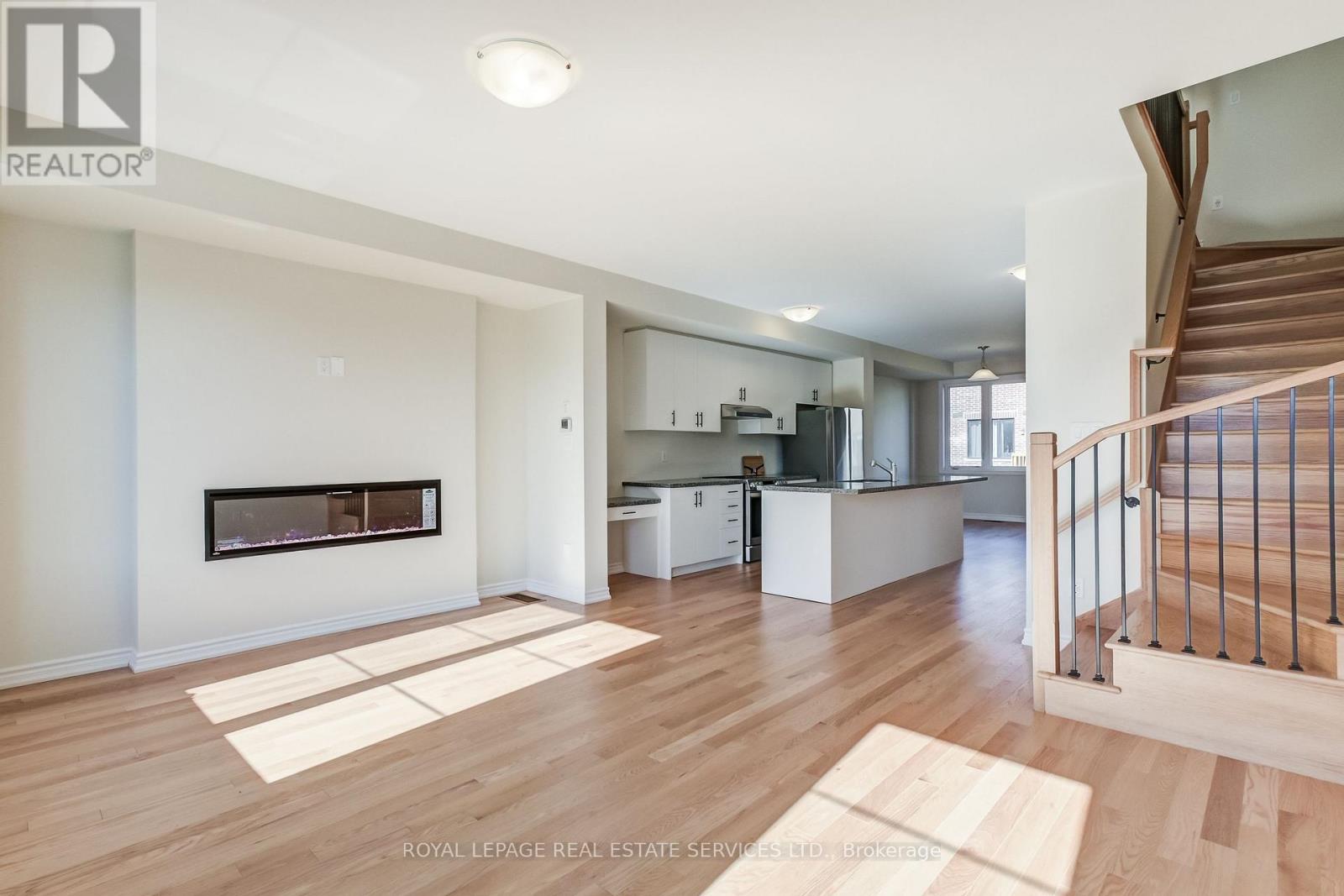 1387 Almonte Drive, Burlington, Ontario  L7P 0V6 - Photo 20 - W12029749