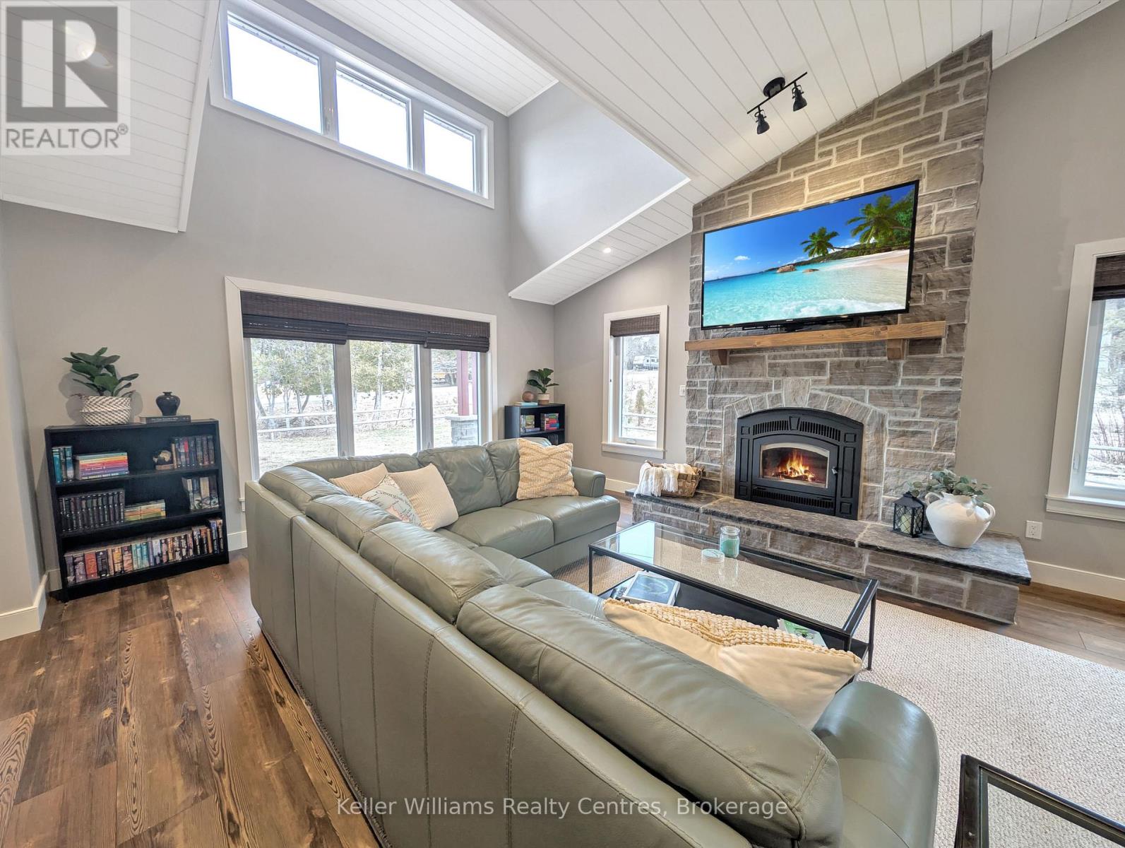 116 Havelock Street, Georgian Bluffs, Ontario  N0H 2T0 - Photo 10 - X12047558