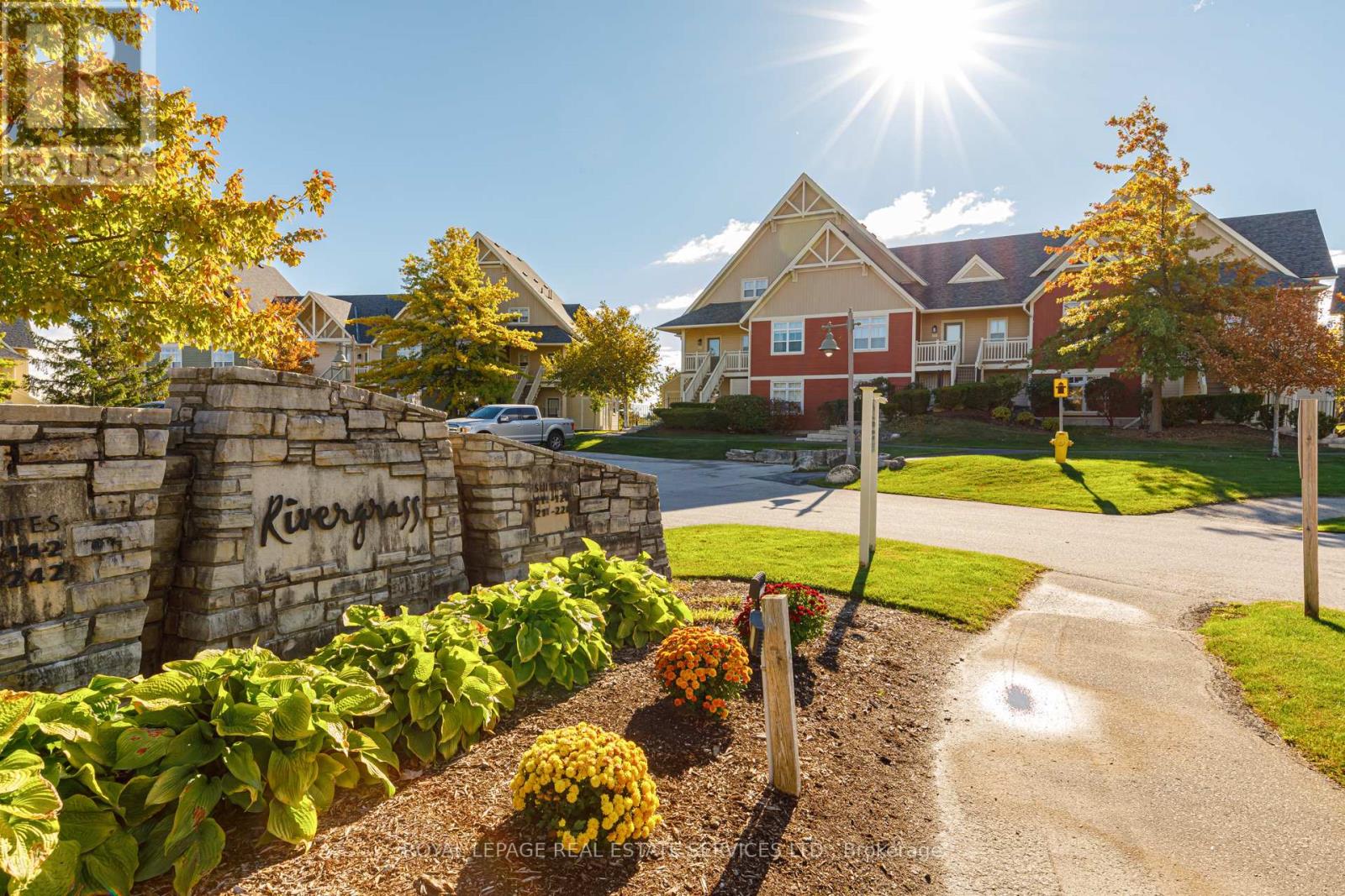 Property at 120 - 125 FAIRWAY COURT image 1