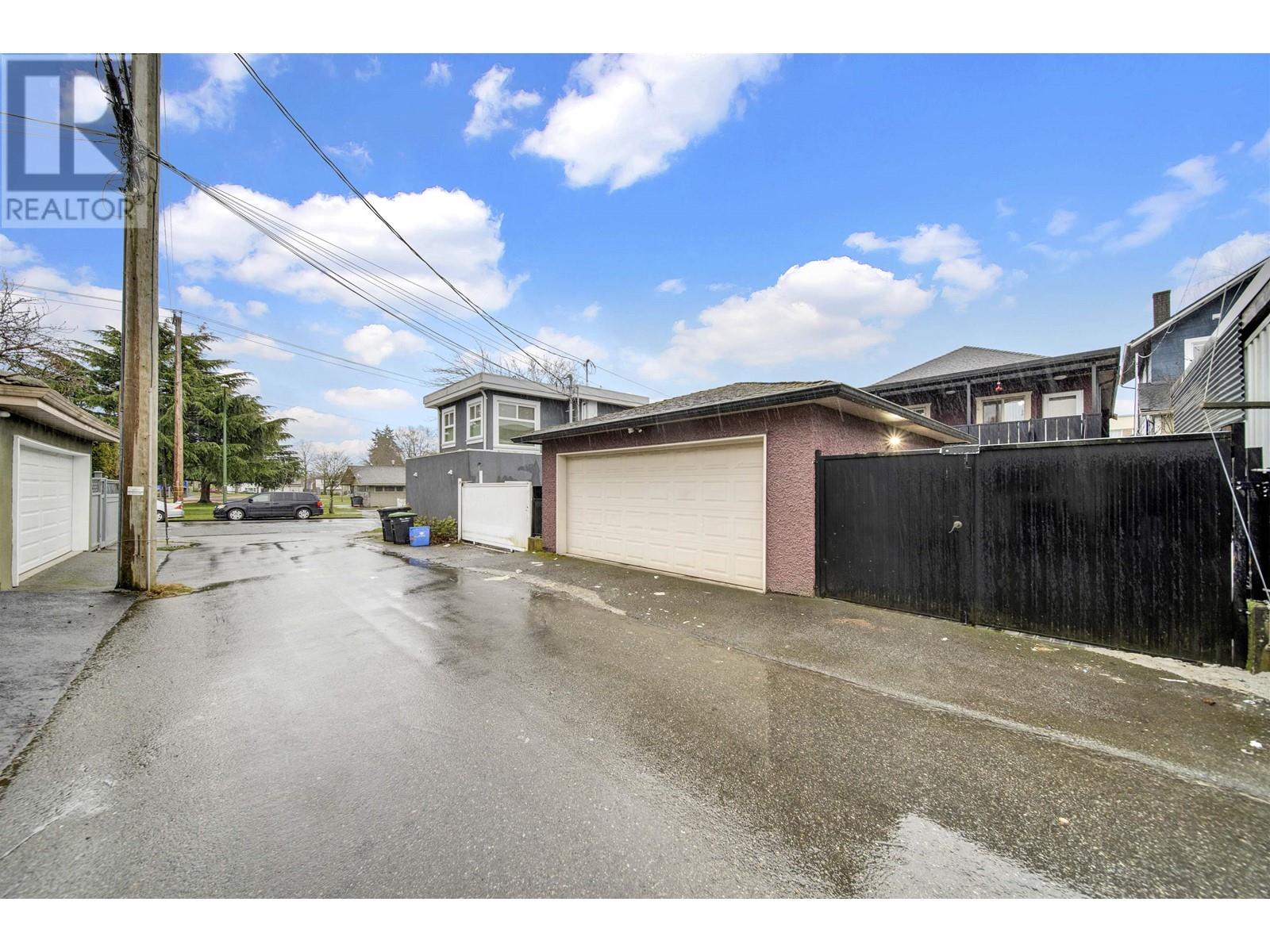 Property at 1089 E 59TH AVENUE image 5