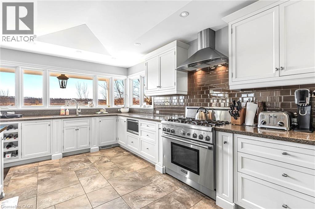 915 Queenston Road, Niagara-On-The-Lake, Ontario  L0S 1J0 - Photo 18 - 40711412