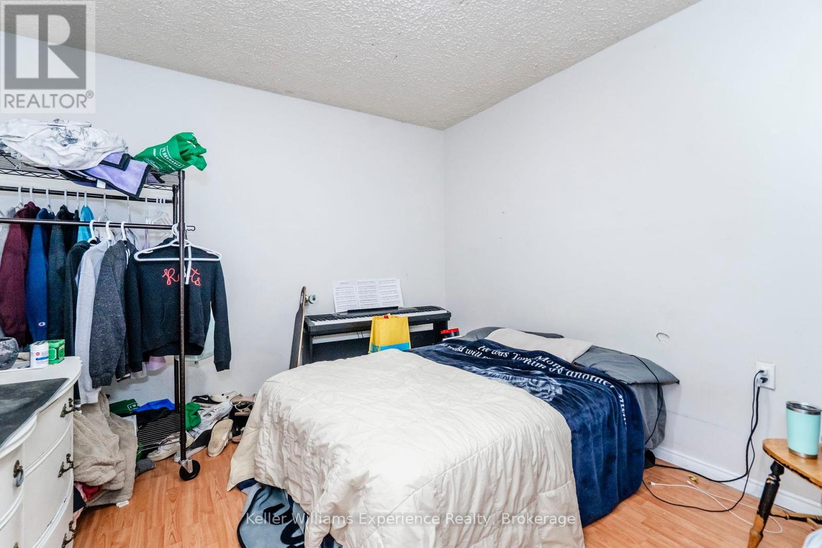 23 Beaumaur Drive, Penetanguishene, Ontario  L9M 1V7 - Photo 11 - S12048640