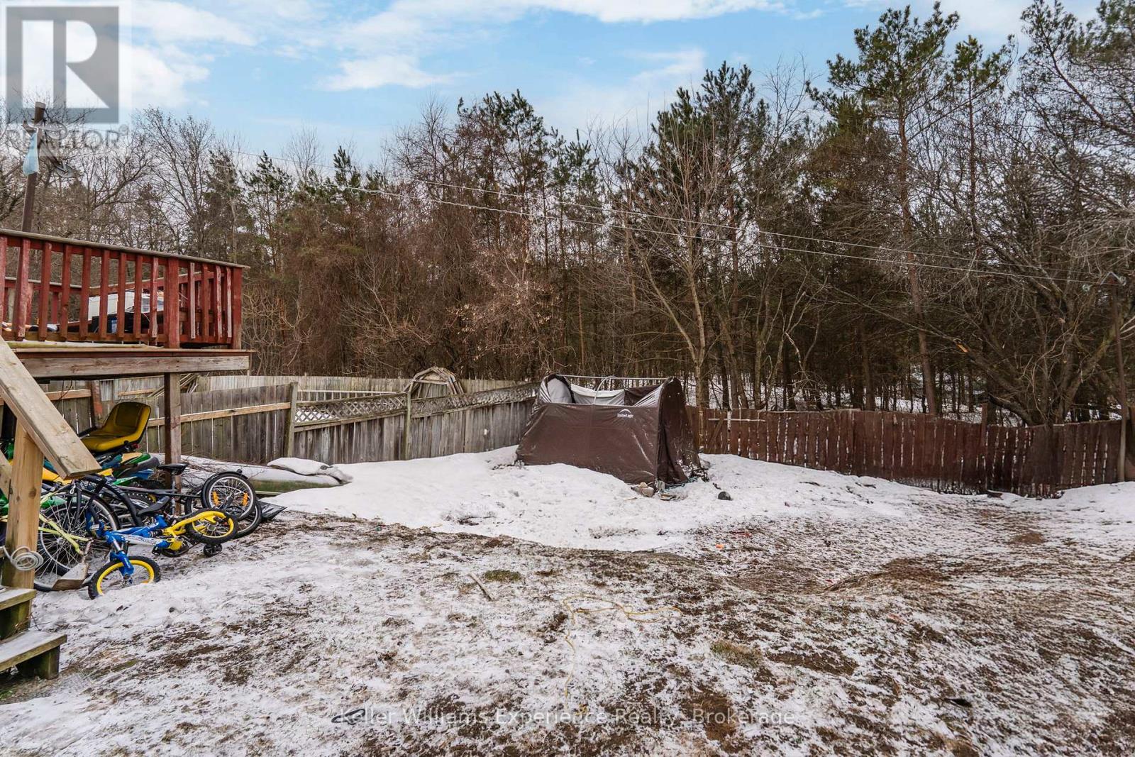 23 Beaumaur Drive, Penetanguishene, Ontario  L9M 1V7 - Photo 13 - S12048640