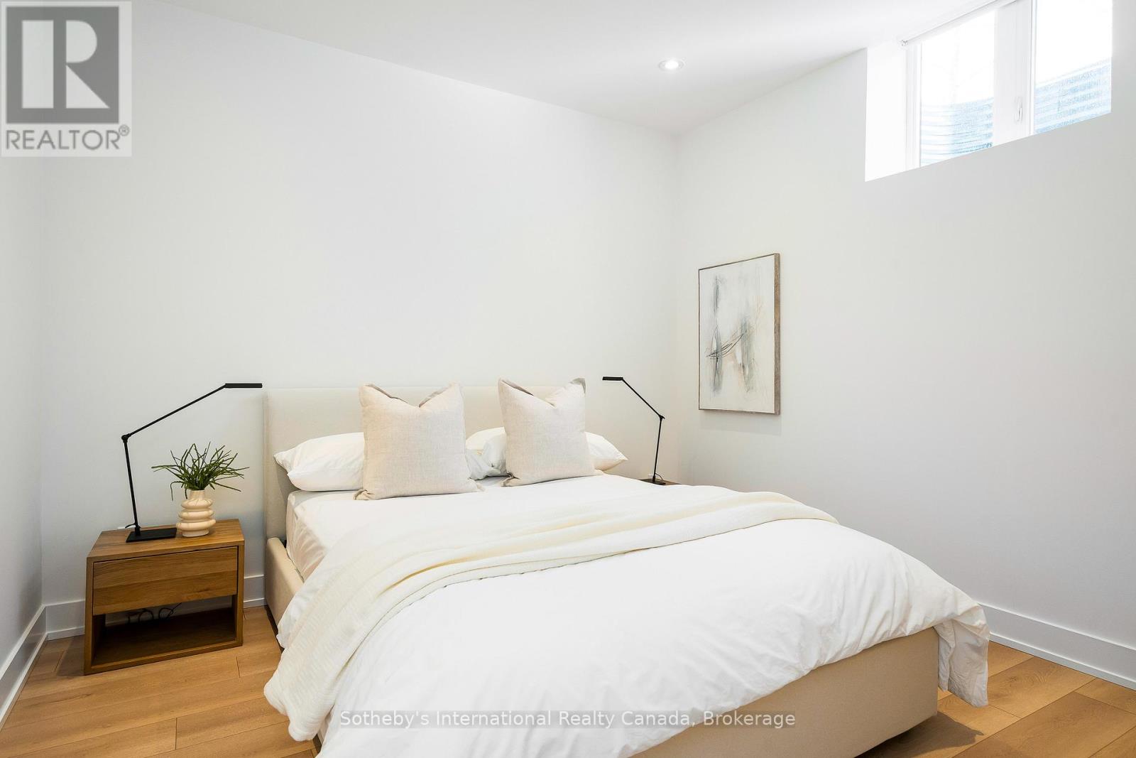 102 Tekiah Road, Blue Mountains, Ontario  N0H 1J0 - Photo 35 - X12048613