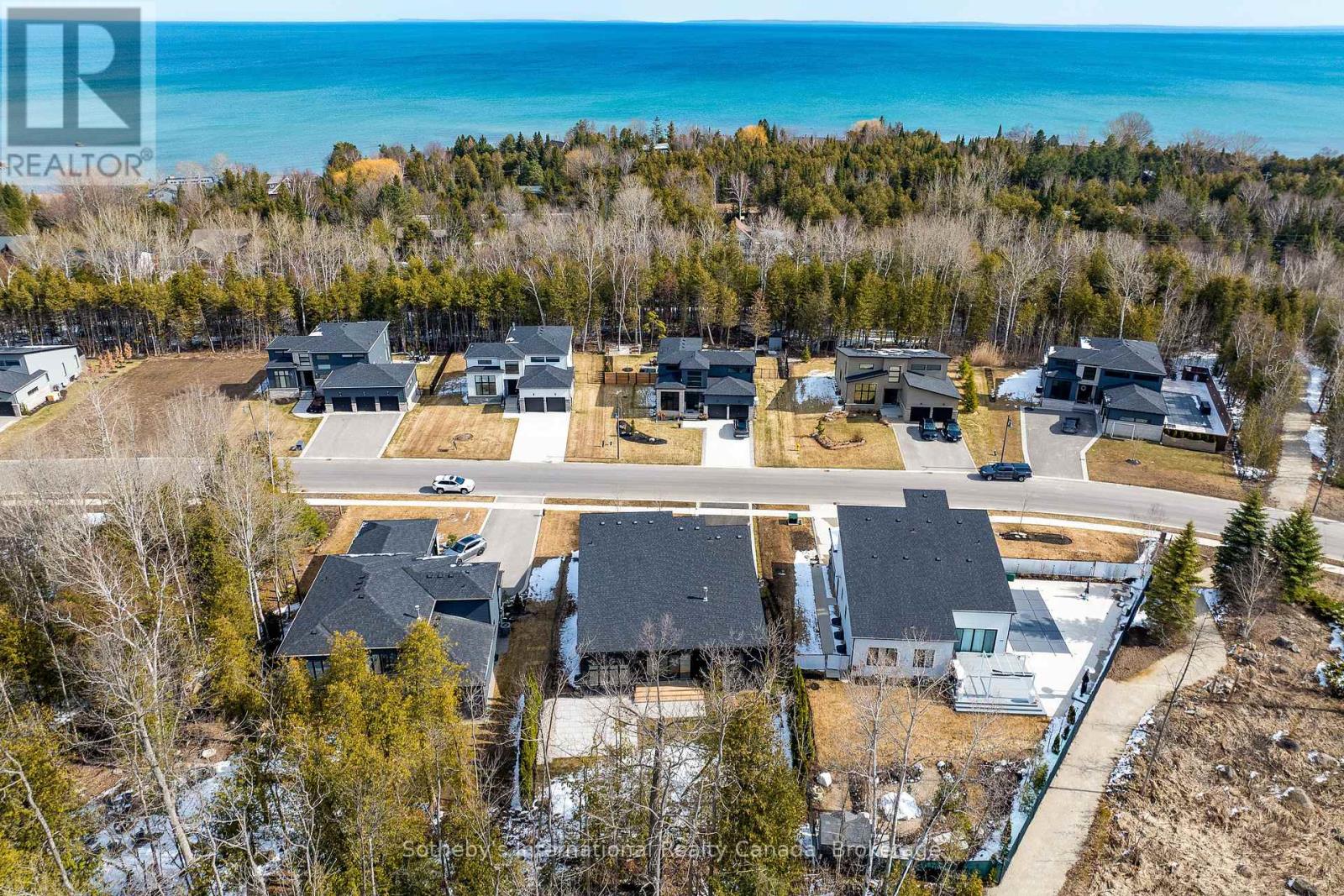 102 Tekiah Road, Blue Mountains, Ontario  N0H 1J0 - Photo 45 - X12048613