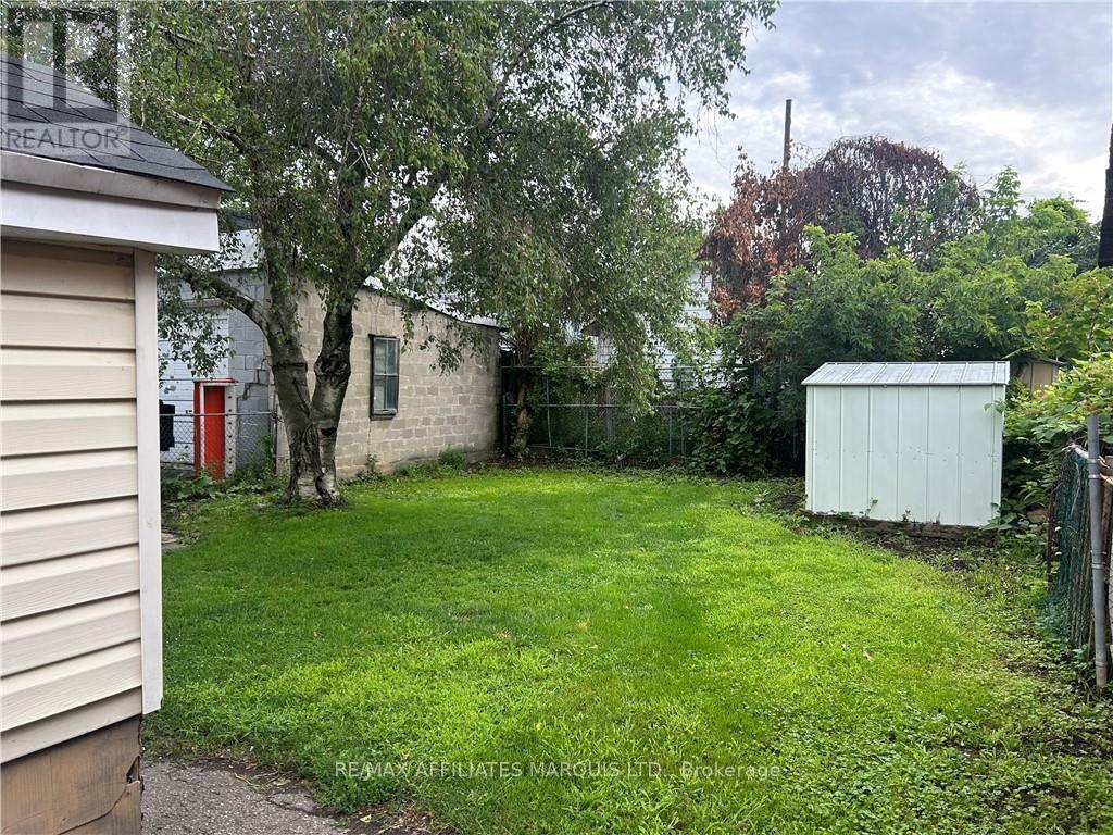 8 Millville Avenue, Cornwall, Ontario  K6H 4K4 - Photo 10 - X12048669