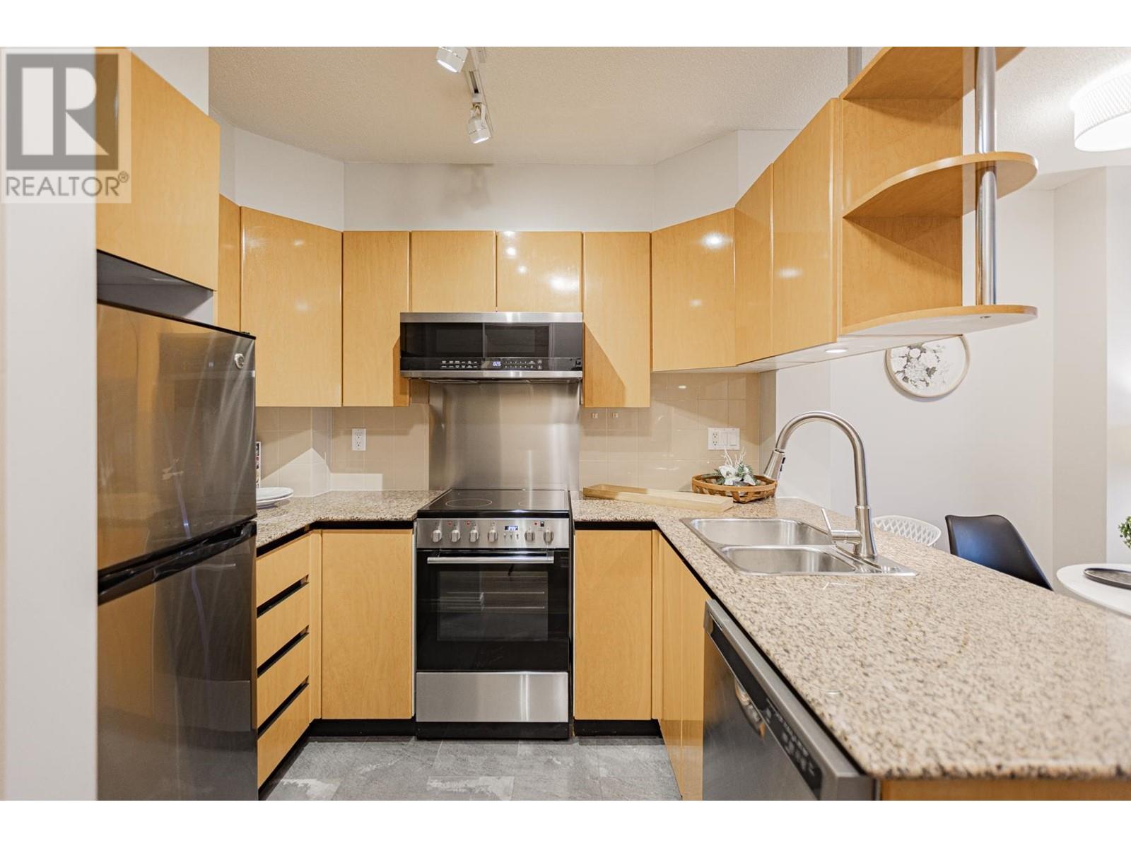 1703 1189 Howe Street, Vancouver, British Columbia  V6Z 2X4 - Photo 7 - R2980933