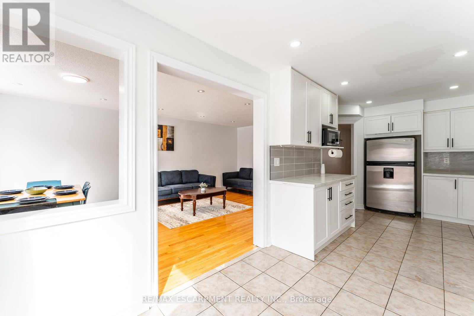 40 Cathmar Drive, Markham, Ontario  L6E 2H2 - Photo 18 - N12048696