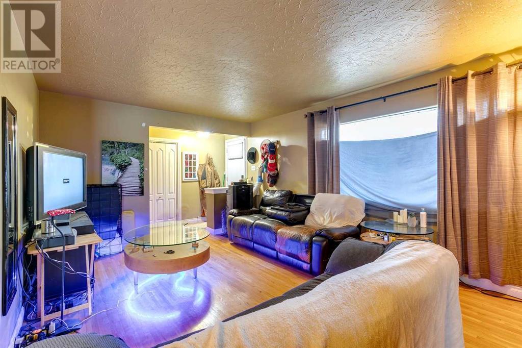 Property at 9223 Elbow Drive SW image 5