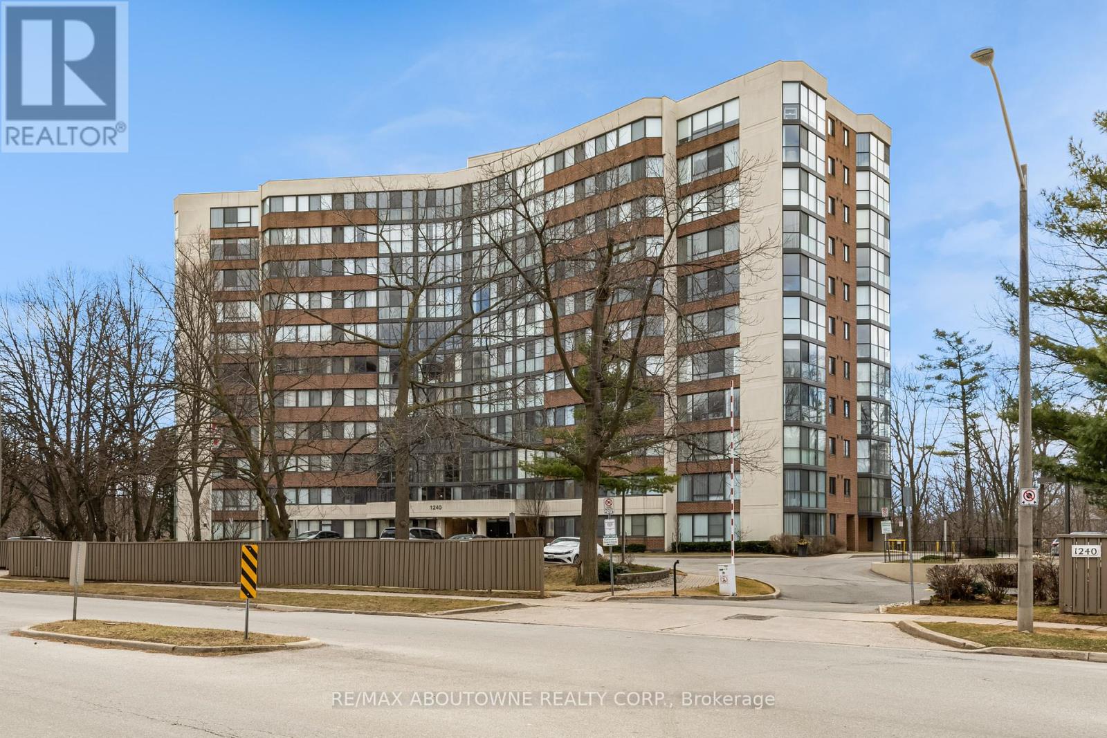 Property at 605 - 1240 MARLBOROUGH COURT image 1