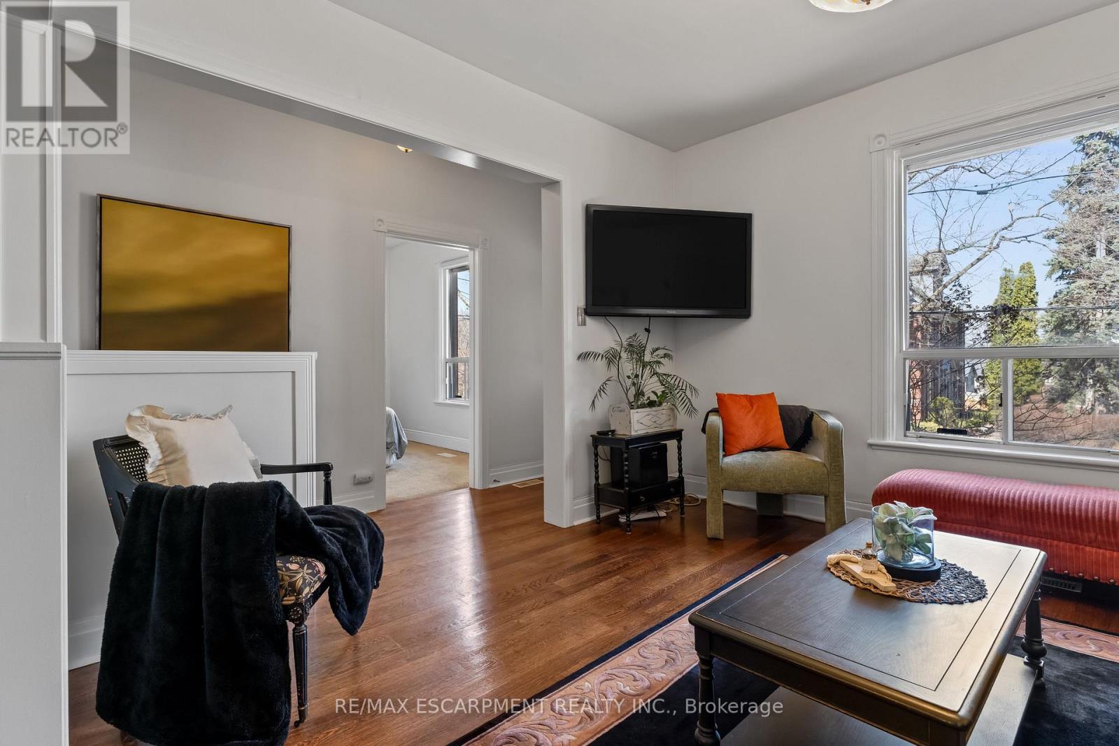 245 Hillcrest Avenue, Hamilton, Ontario  L8P 2X3 - Photo 7 - X12048660