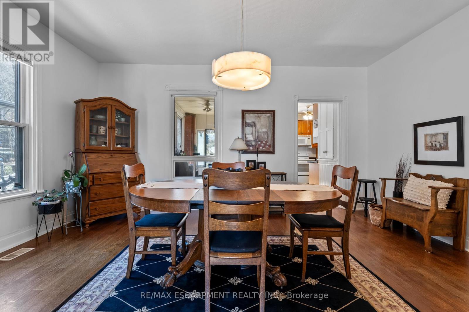 245 Hillcrest Avenue, Hamilton, Ontario  L8P 2X3 - Photo 9 - X12048660