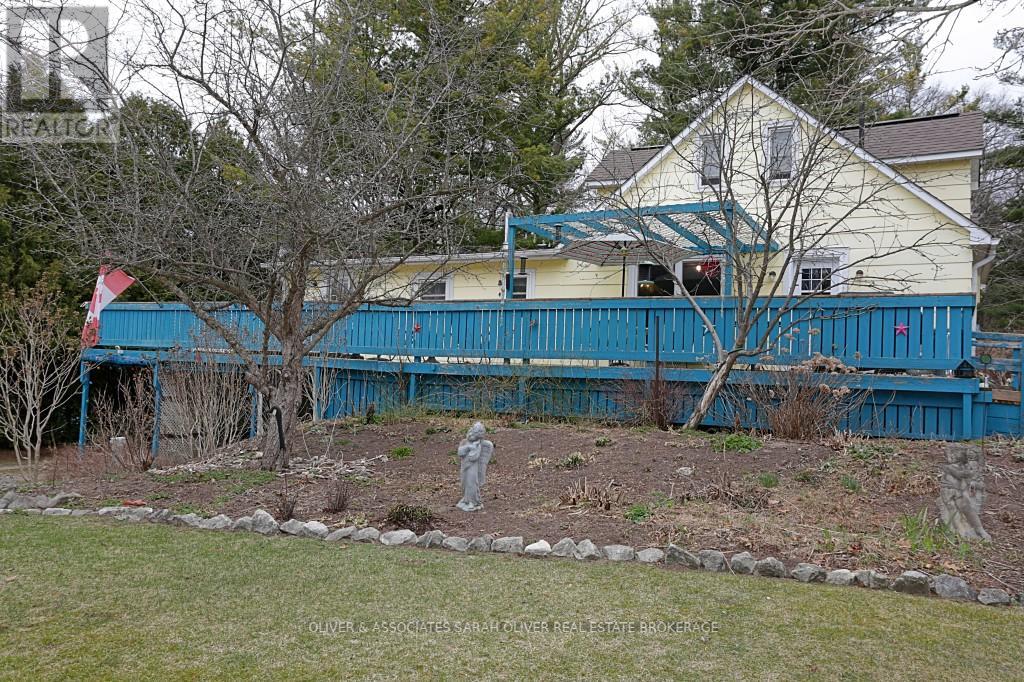 7602 Ransford Street, Lambton Shores, Ontario  N0M 2L0 - Photo 37 - X12048697