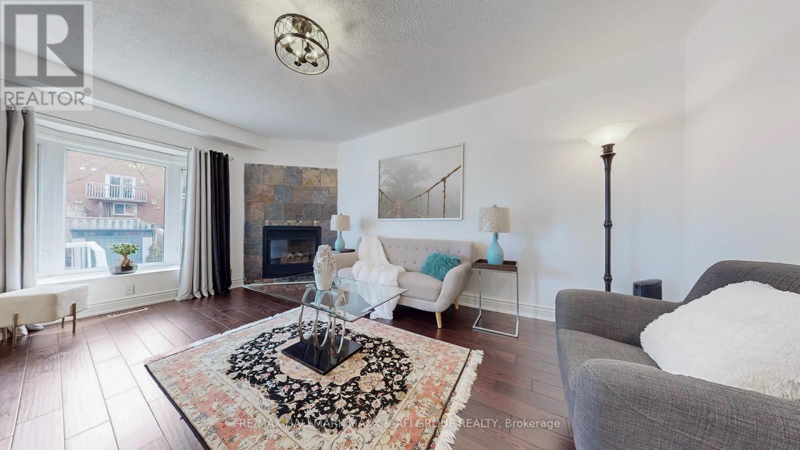 Property at 107 DEERGLEN TERRACE image 5