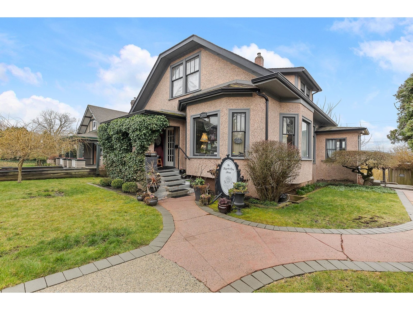 33026 2ND AVENUE, mission, British Columbia