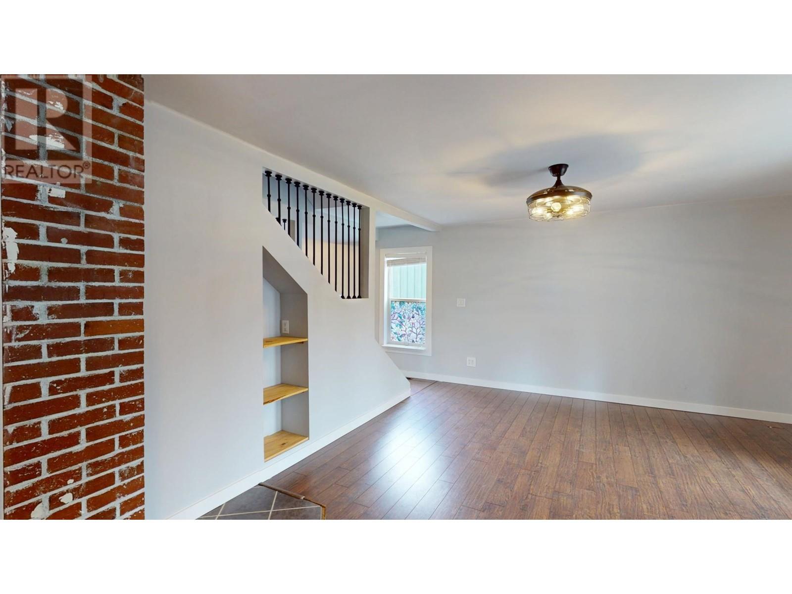 Property at 230 GARDNER STREET image 4