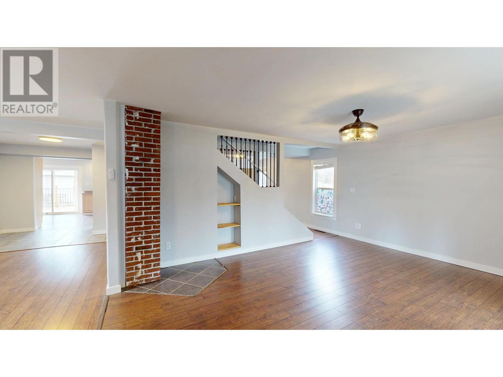 Property at 230 GARDNER STREET image 5
