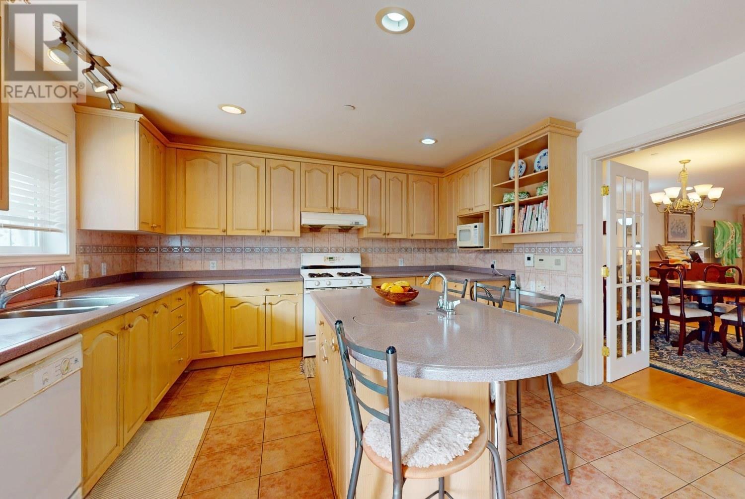 1926 W 62nd Avenue, Vancouver, British Columbia  V6P 2G6 - Photo 8 - R2982267