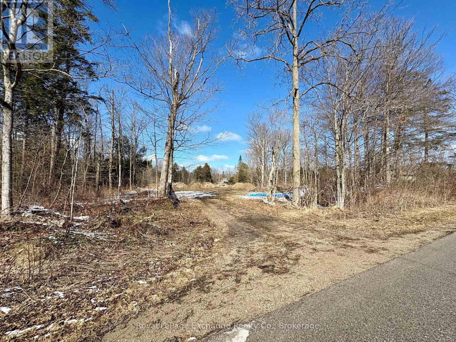 219 Lake Range Drive, Huron-Kinloss, Ontario  N0G 2R0 - Photo 5 - X12048774