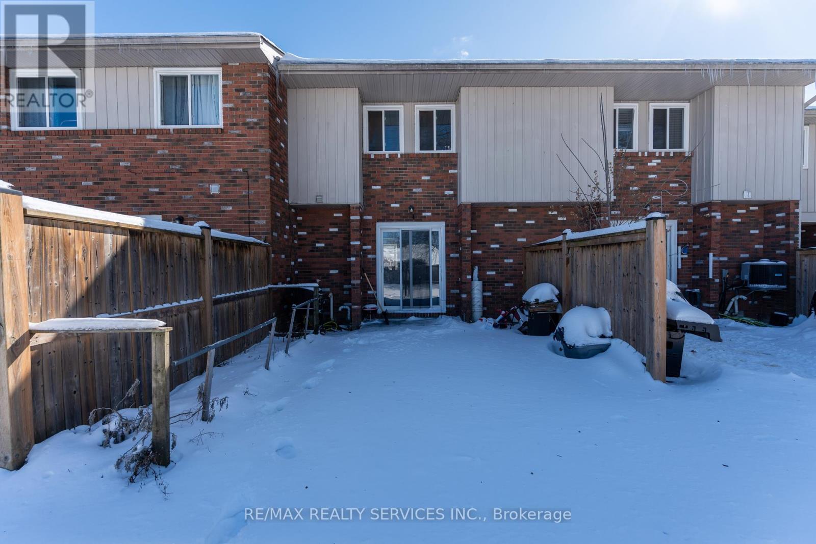 172 - 100 Brownleigh Avenue, Welland, Ontario  L3B 5V8 - Photo 11 - X12045042