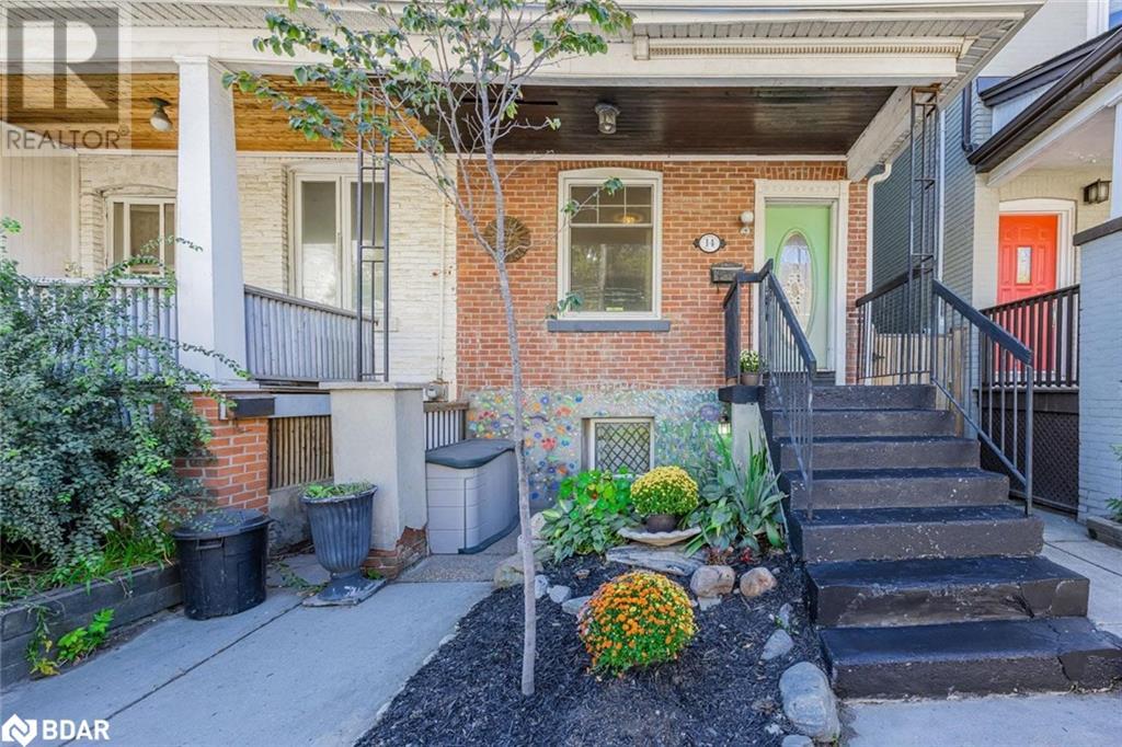 14 Coxwell Avenue, Toronto, Ontario  M4L 3A7 - Photo 2 - 40711271